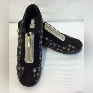 Bradford Exchange Woman’s Slippers Size 9 Color Black w Gold tone Zipper